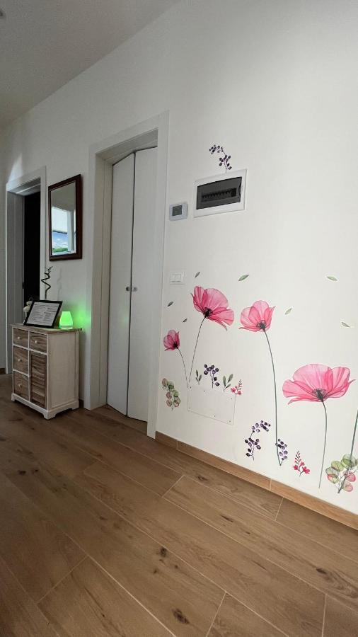 La Casa Fiorita Apartment โบโลญญา ภายนอก รูปภาพ
