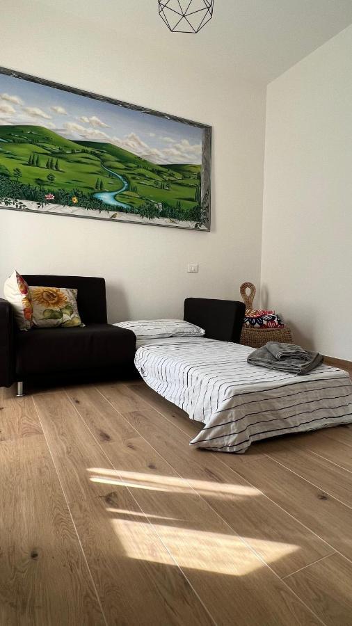 La Casa Fiorita Apartment โบโลญญา ภายนอก รูปภาพ